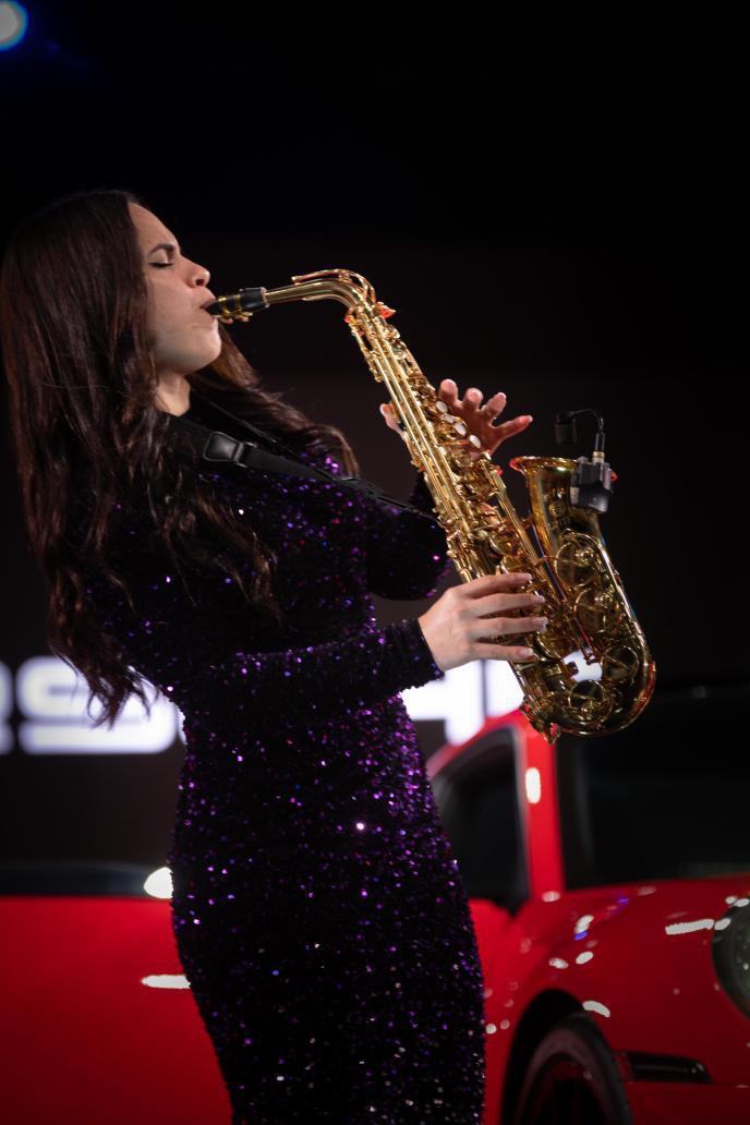 Saudi Female Saxophonists Ignite a Jazz Revolution in the Kingdom I Female Saxophonist Saudi Arabia I Info@jmstrings.com